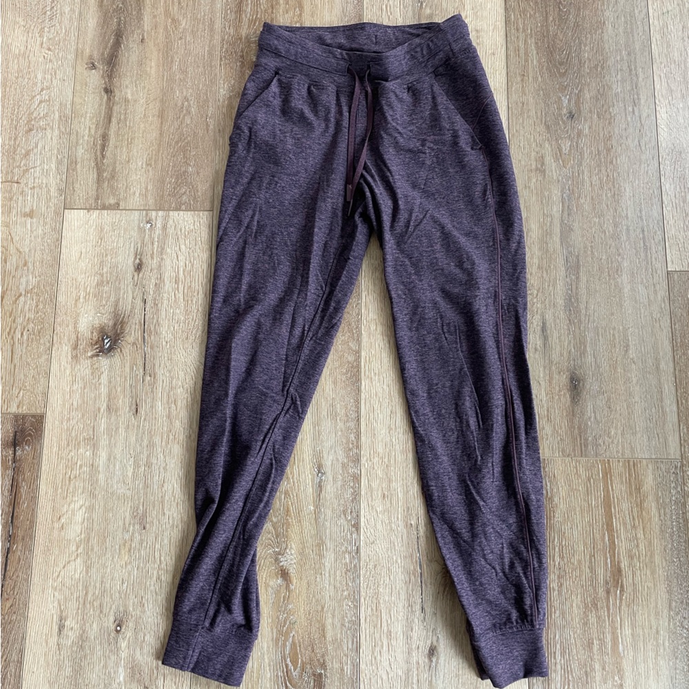 Lululemon joggers